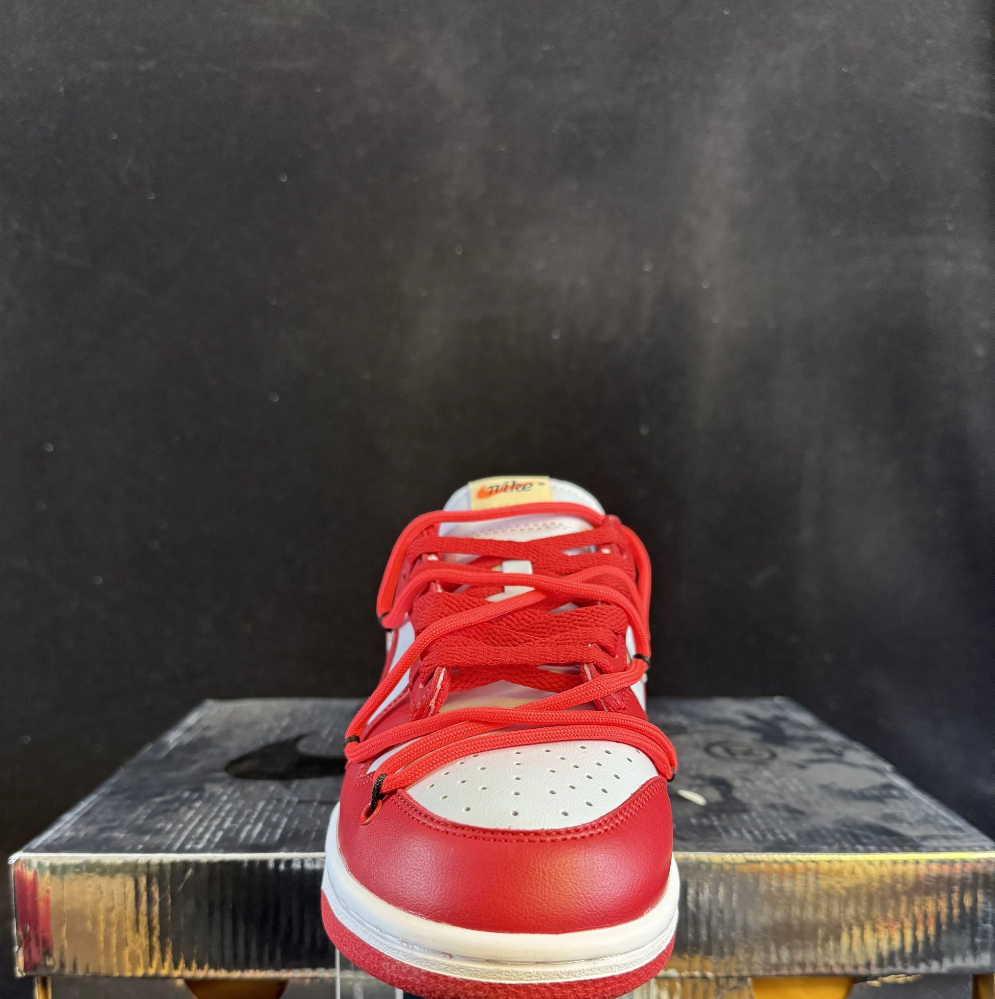Nike x Off-White | Dunk Low “University Red” Nike x Off-White
