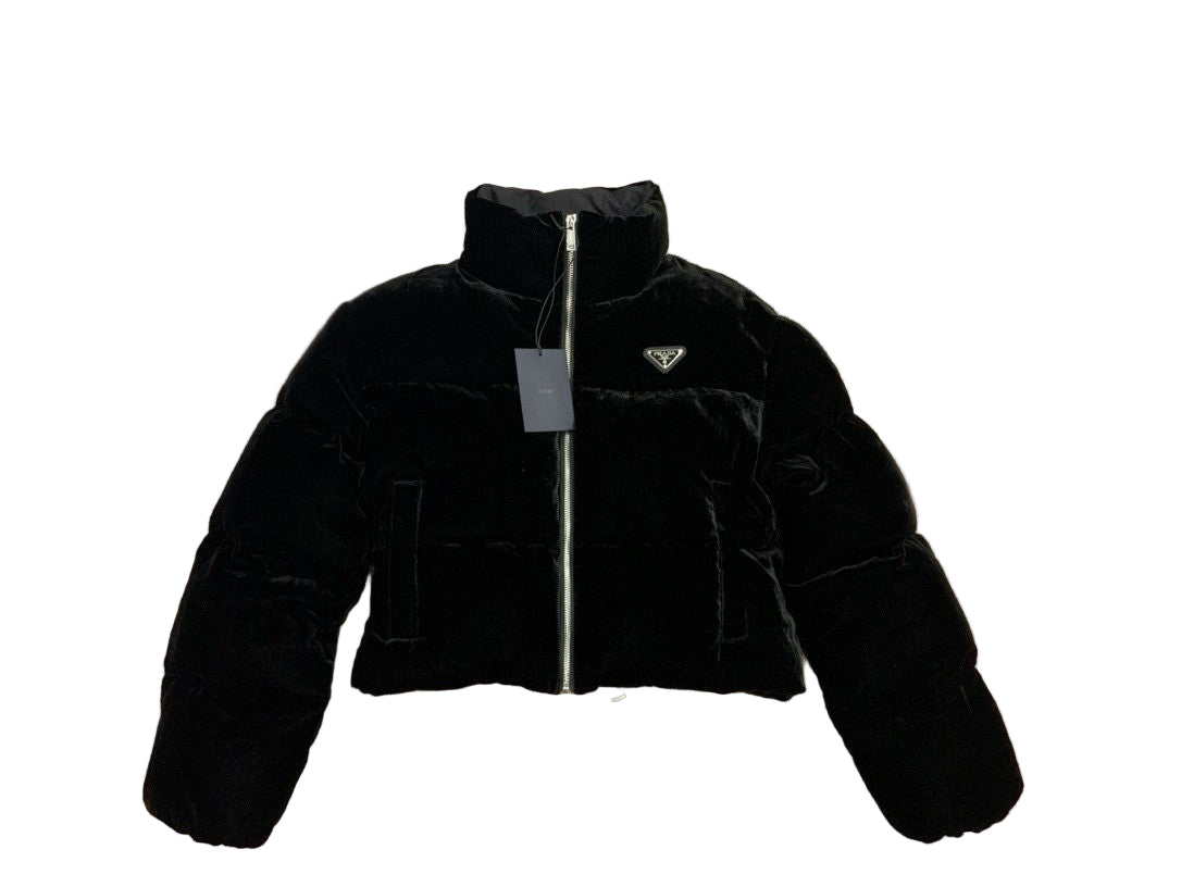 prada Black jacket with a brand logo on a white background