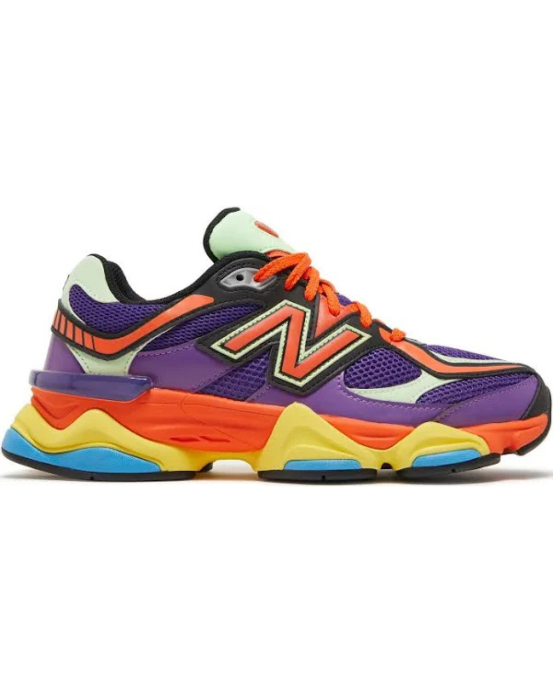 Multicolored sneaker with New Balance logo on a white background