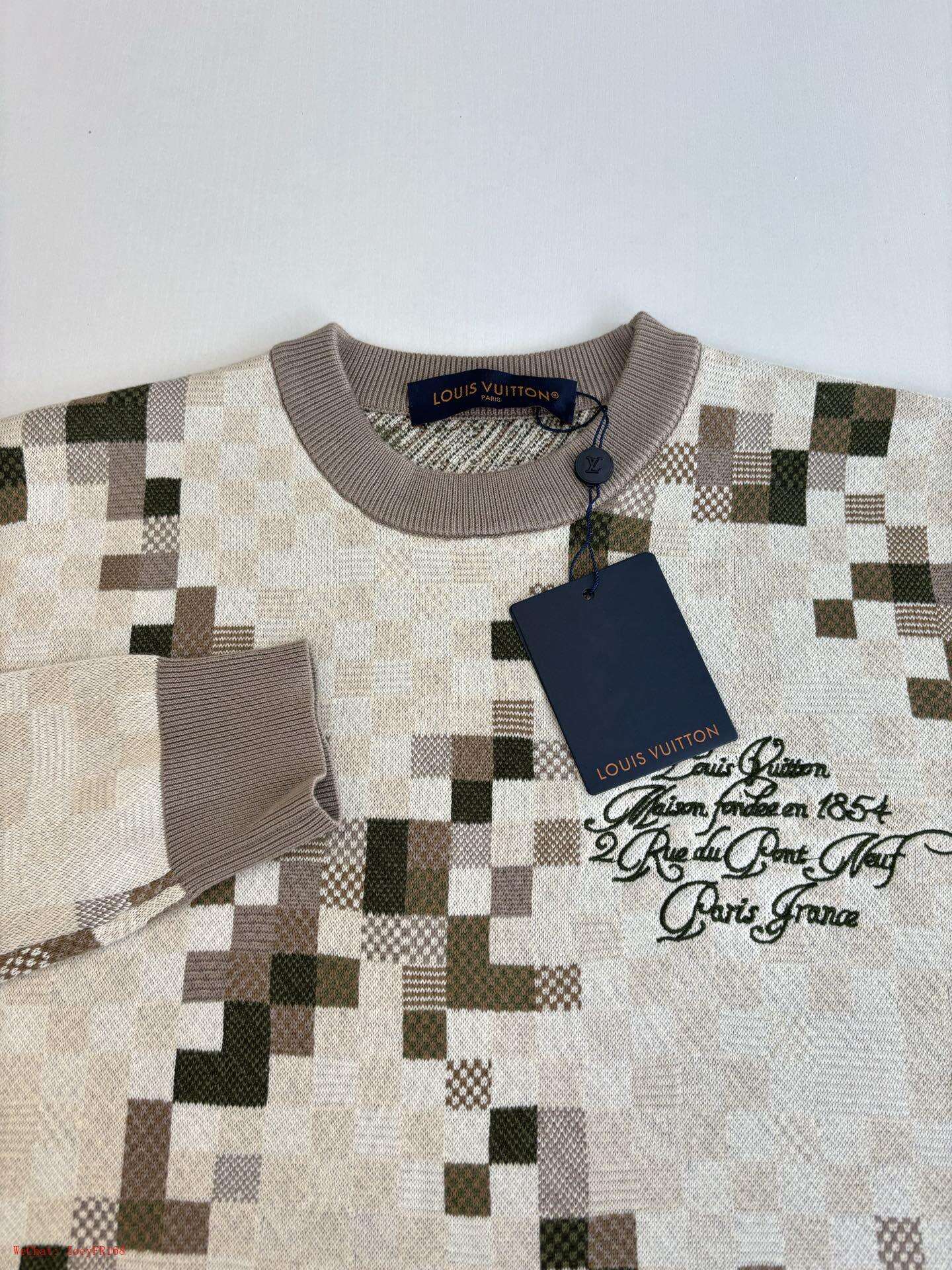 Louis Vuitton | Monogram Pixel Knit Sweater Beige Louis Vuitton