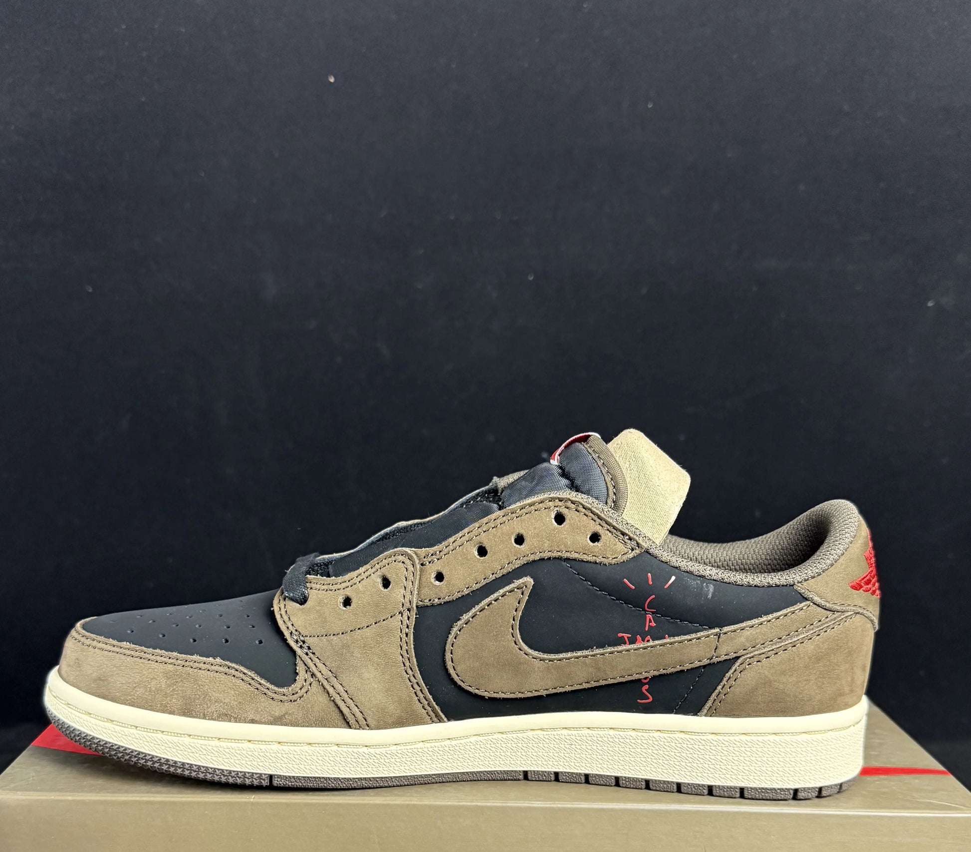 Air Jordan 1 Retro High OG “Mocha” UndergroundDesignerPlug