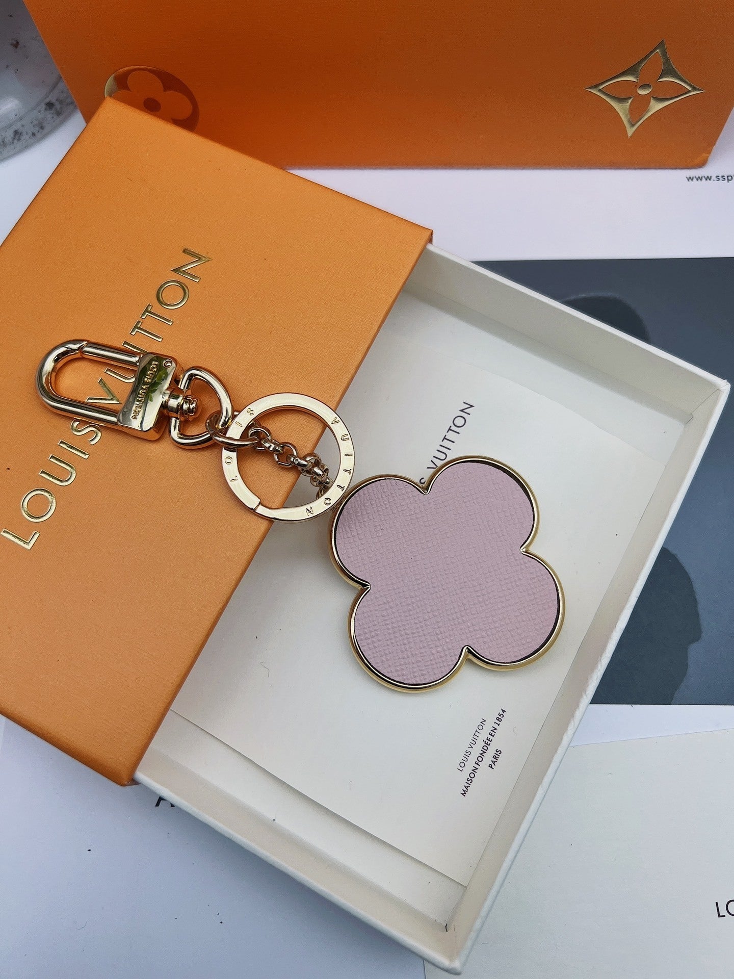 Louis Vuitton | Fleur Ball Bag Charm