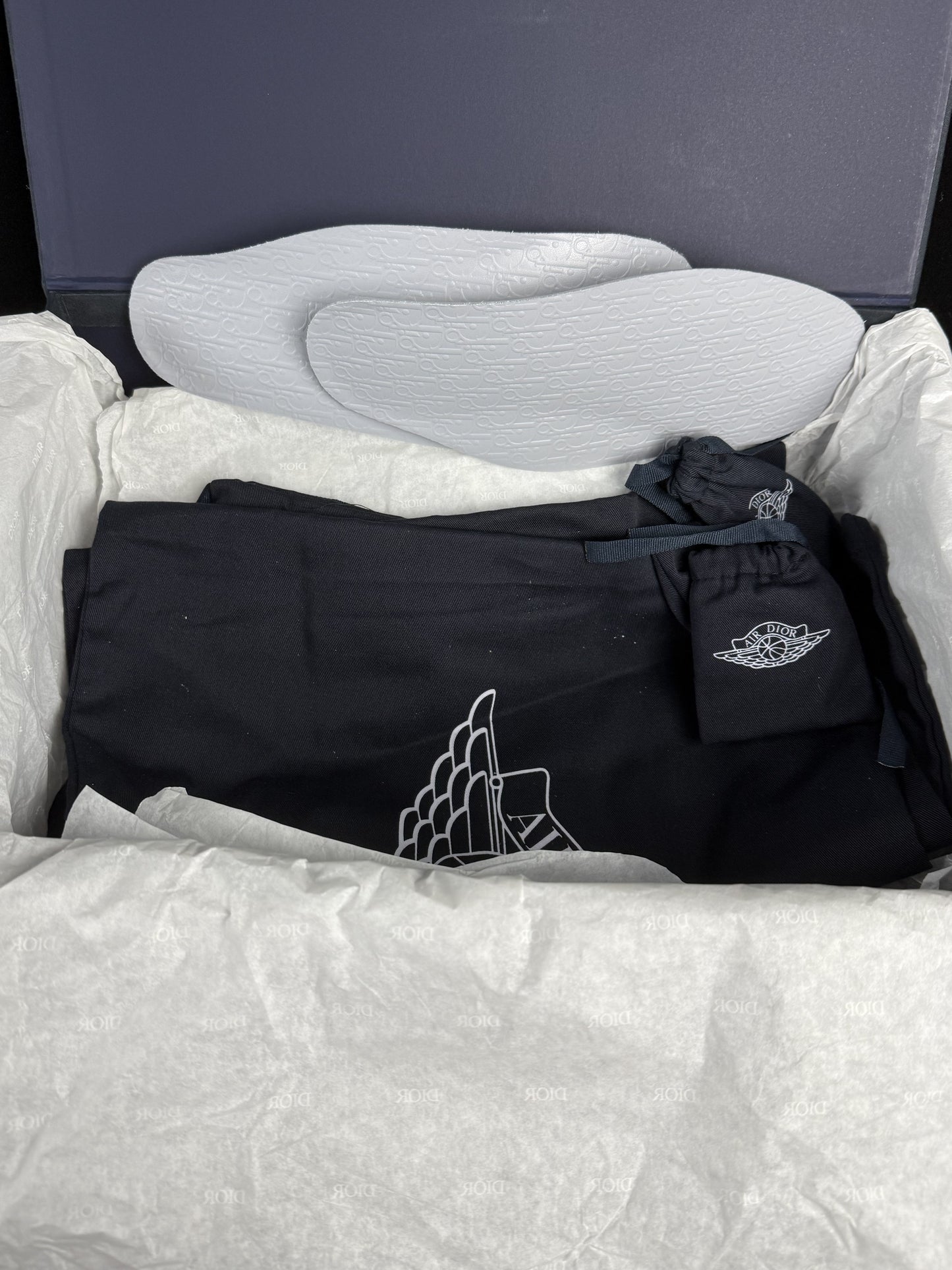 Dior x Air Jordan 1 Low | White / Grey