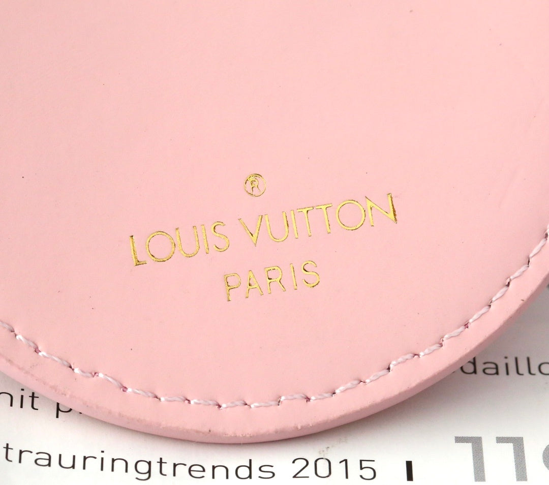 Louis Vuitton | Valentine’s Day Illustre Bag Charm