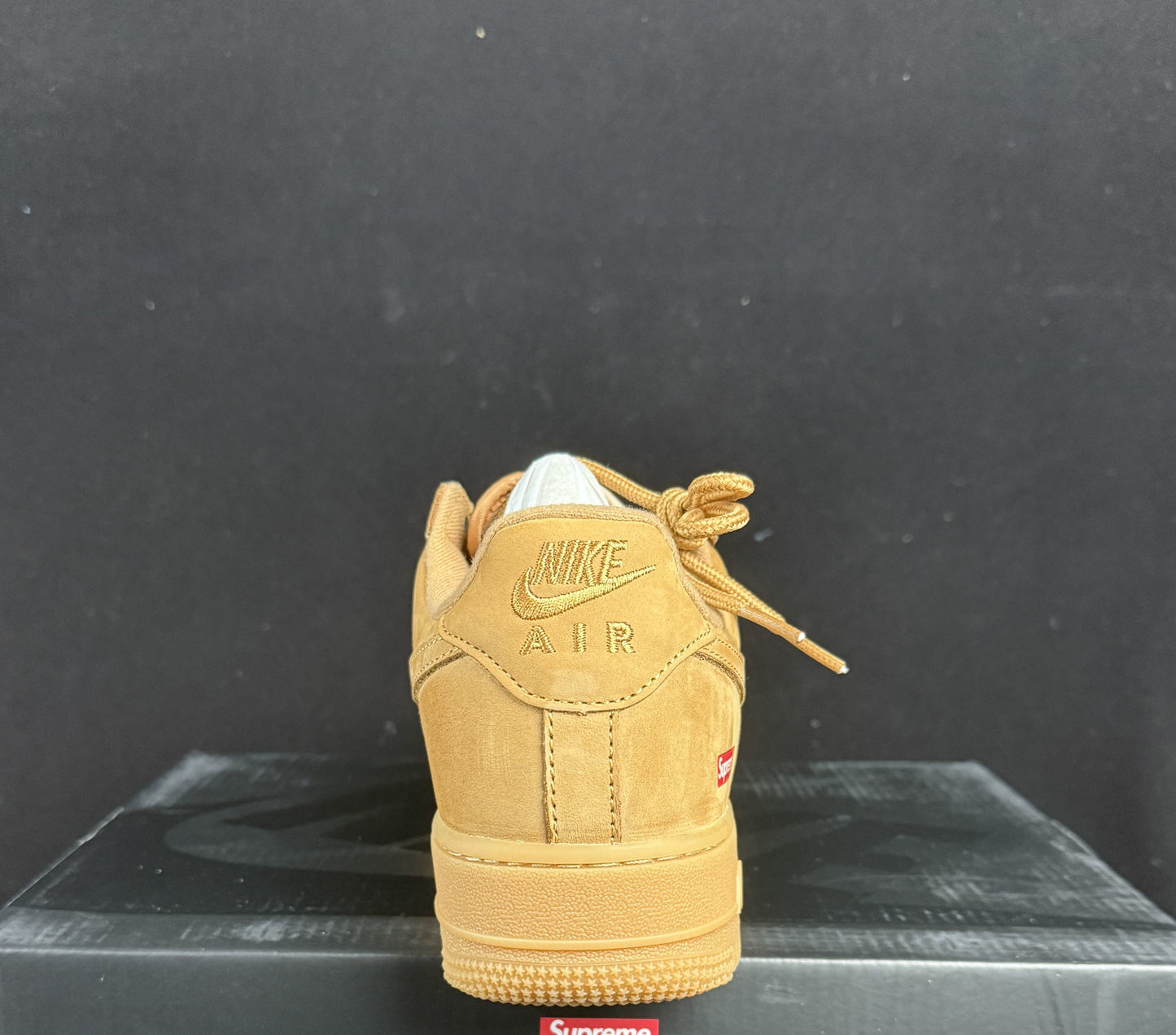 Supreme x Nike Air Force 1 Low | Tan