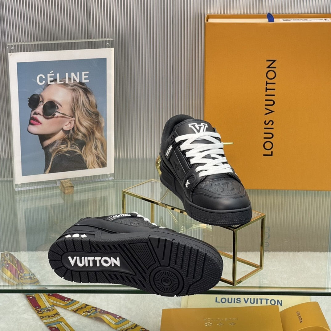 Louis Vuitton | LV Trainer Sneaker Black Monogram