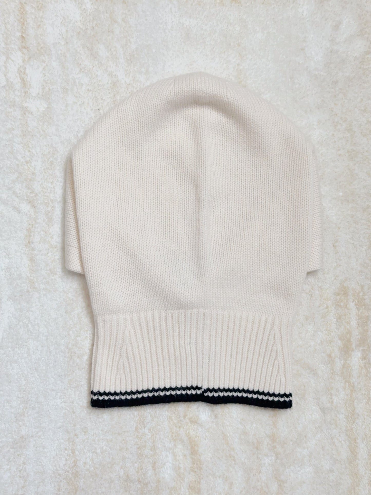 Chanel | Knit Beanie & Scarf Set | Black or White
