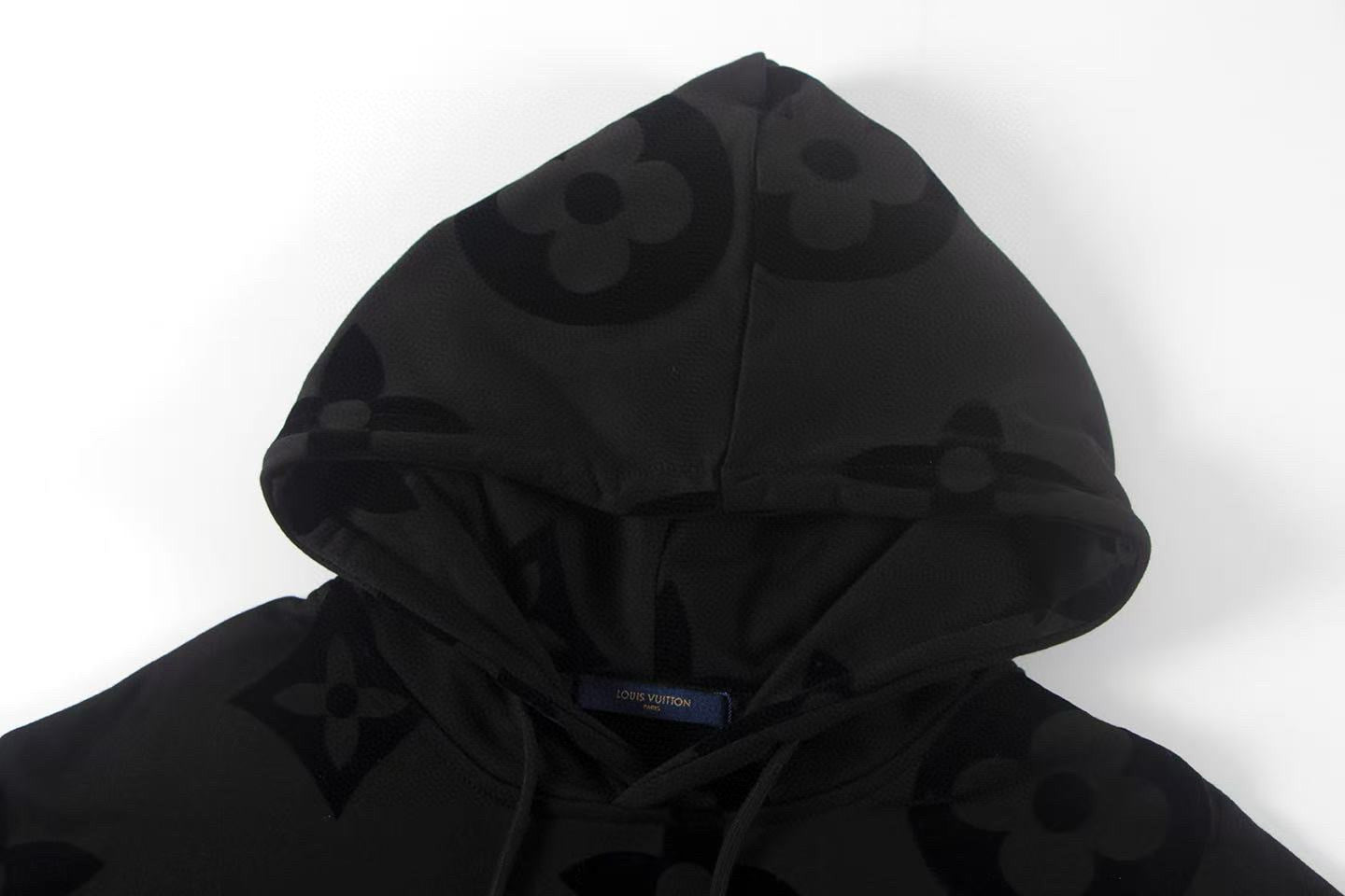 Louis Vuitton | Monogram Pattern Hoodie in Black