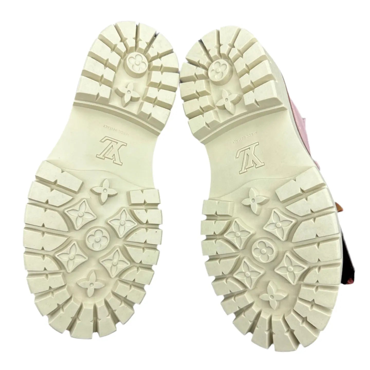 Louis Vuitton Pink Leather Hiking Boots – Luxe Streetwear Meets Rugged Edge Louis Vuitton