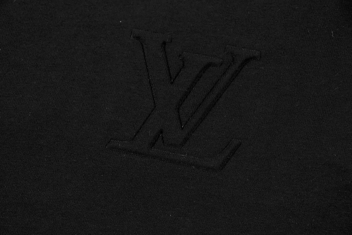 Louis Vuitton | Embossed LV Long-Sleeved T-Shirt in Black & White