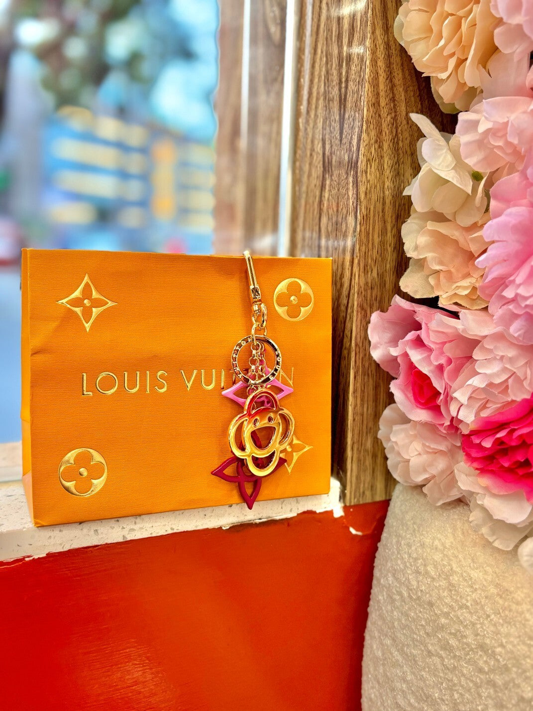 Louis Vuitton | Cosmic Blossom Bag Charm Rose