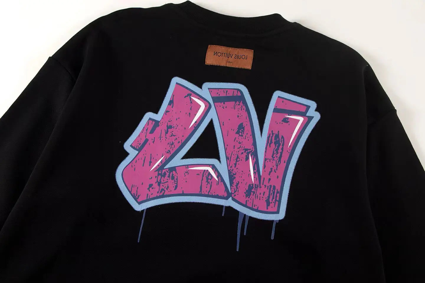 Louis Vuitton | Graffiti Logo Crewneck Sweatshirt | White & Black Louis Vuitton