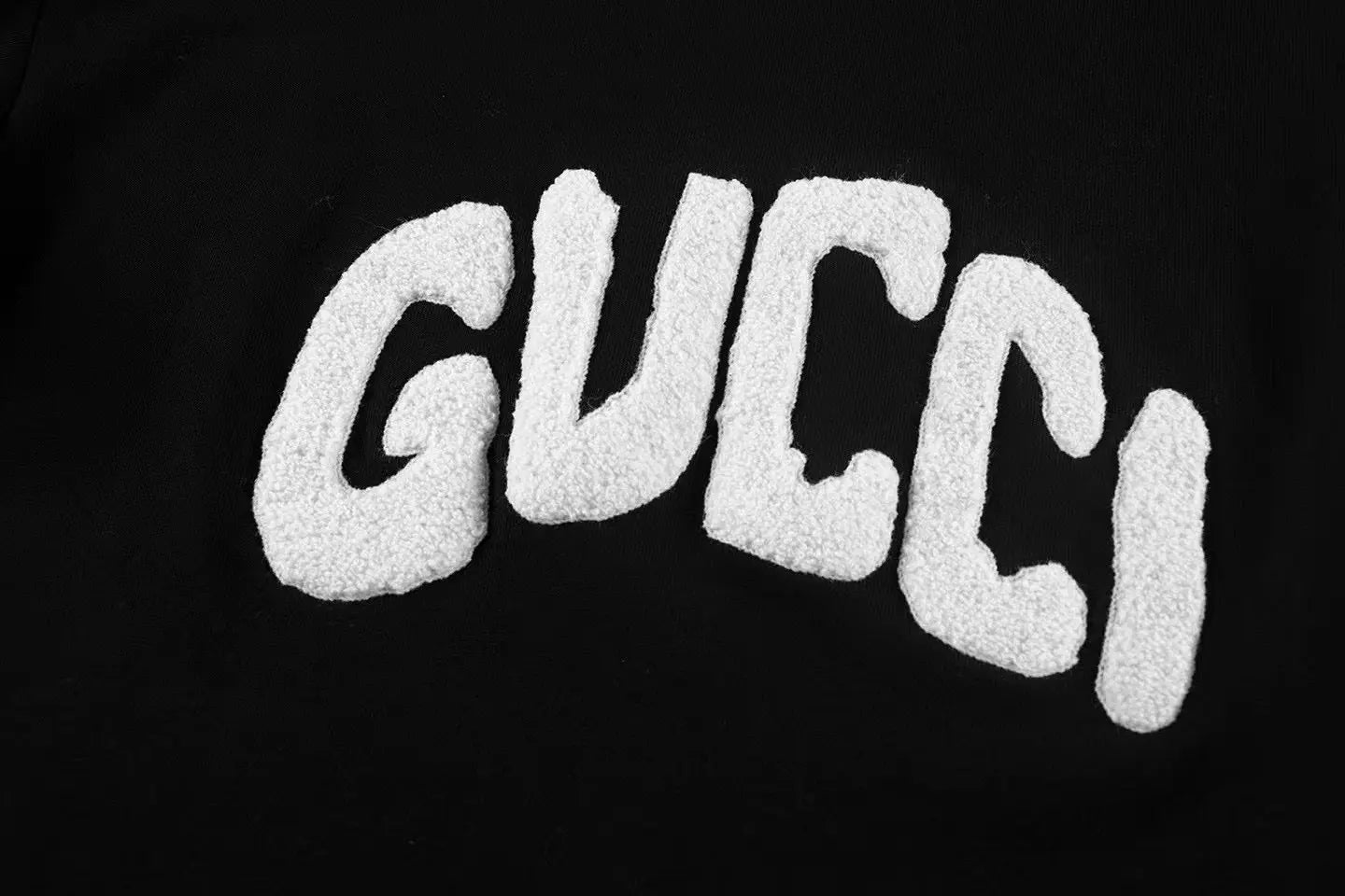 Gucci | Terry Appliqué Logo Sweatshirt | White & Black Gucci