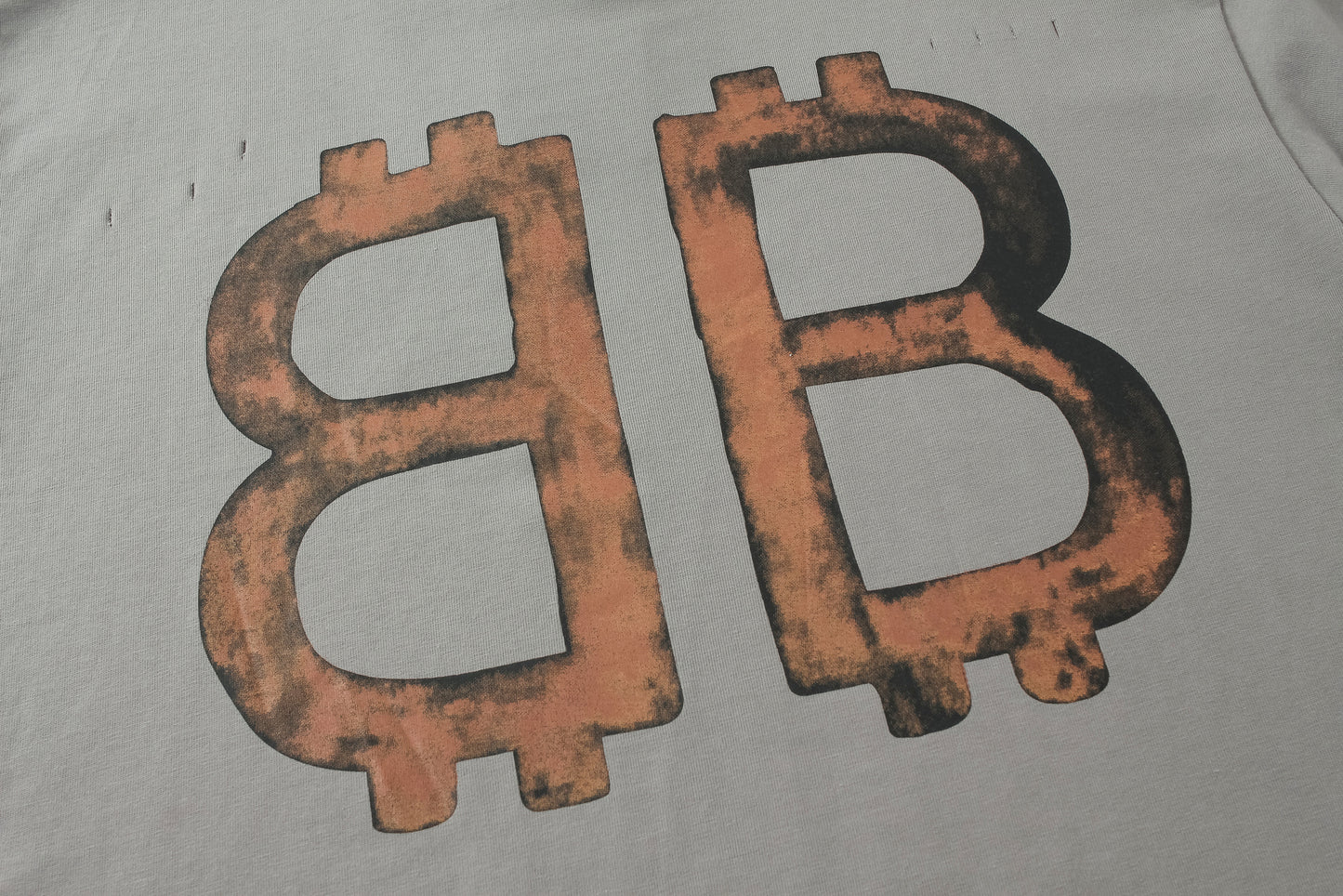 Balenciaga | Rusted BB Bitcoin Logo T-Shirts