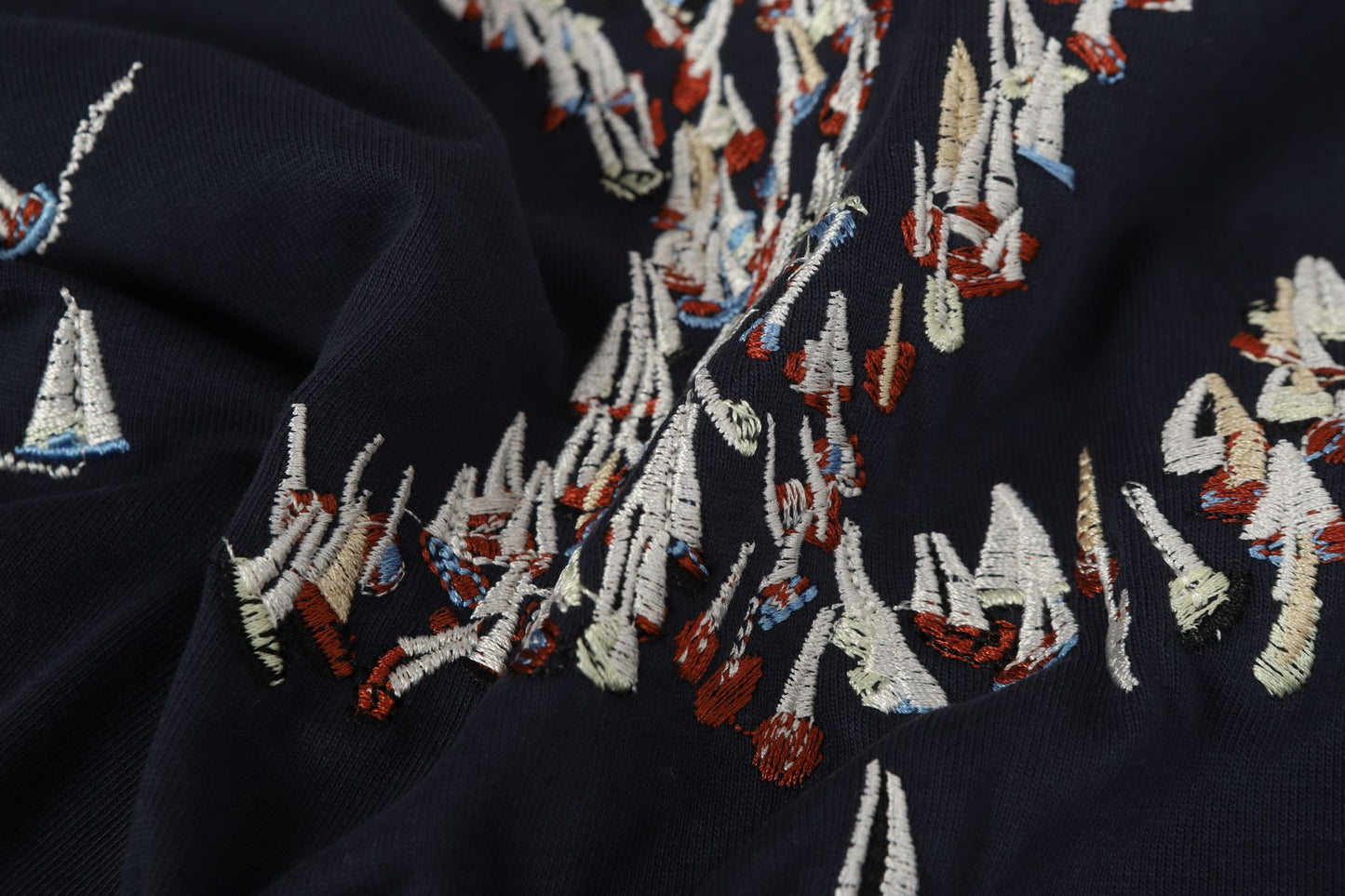 Louis Vuitton | Graphic LV Formation Tee | Navy