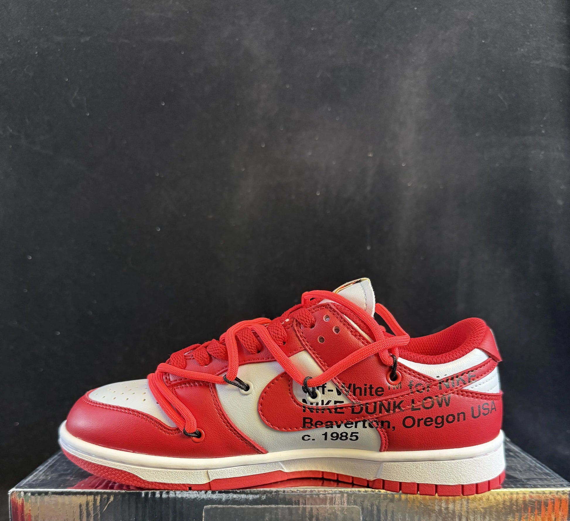 Nike x Off-White | Dunk Low “University Red” Nike x Off-White