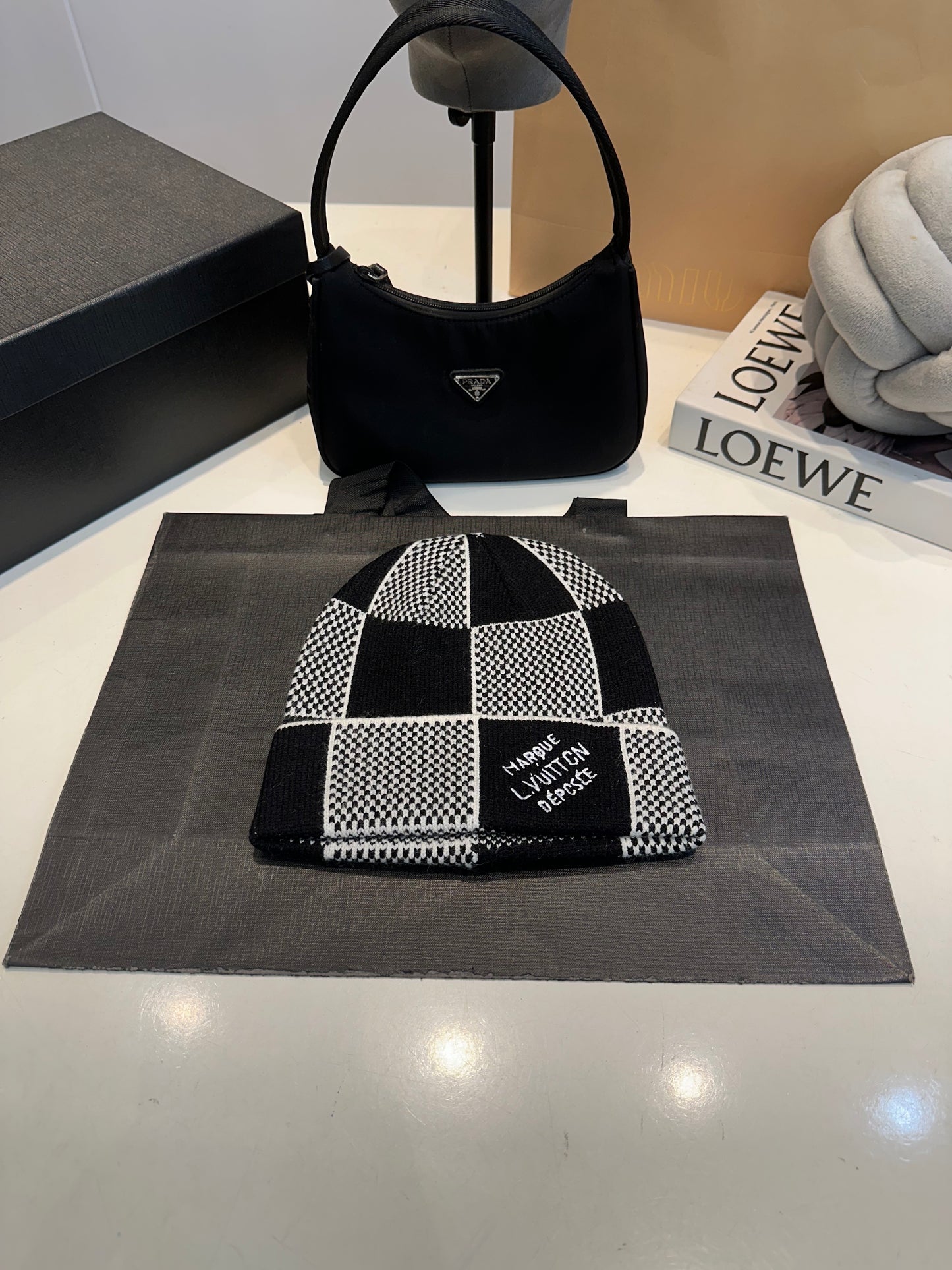 Louis Vuitton | Damier Knit Beanie & Scarf Set | Black & Grey