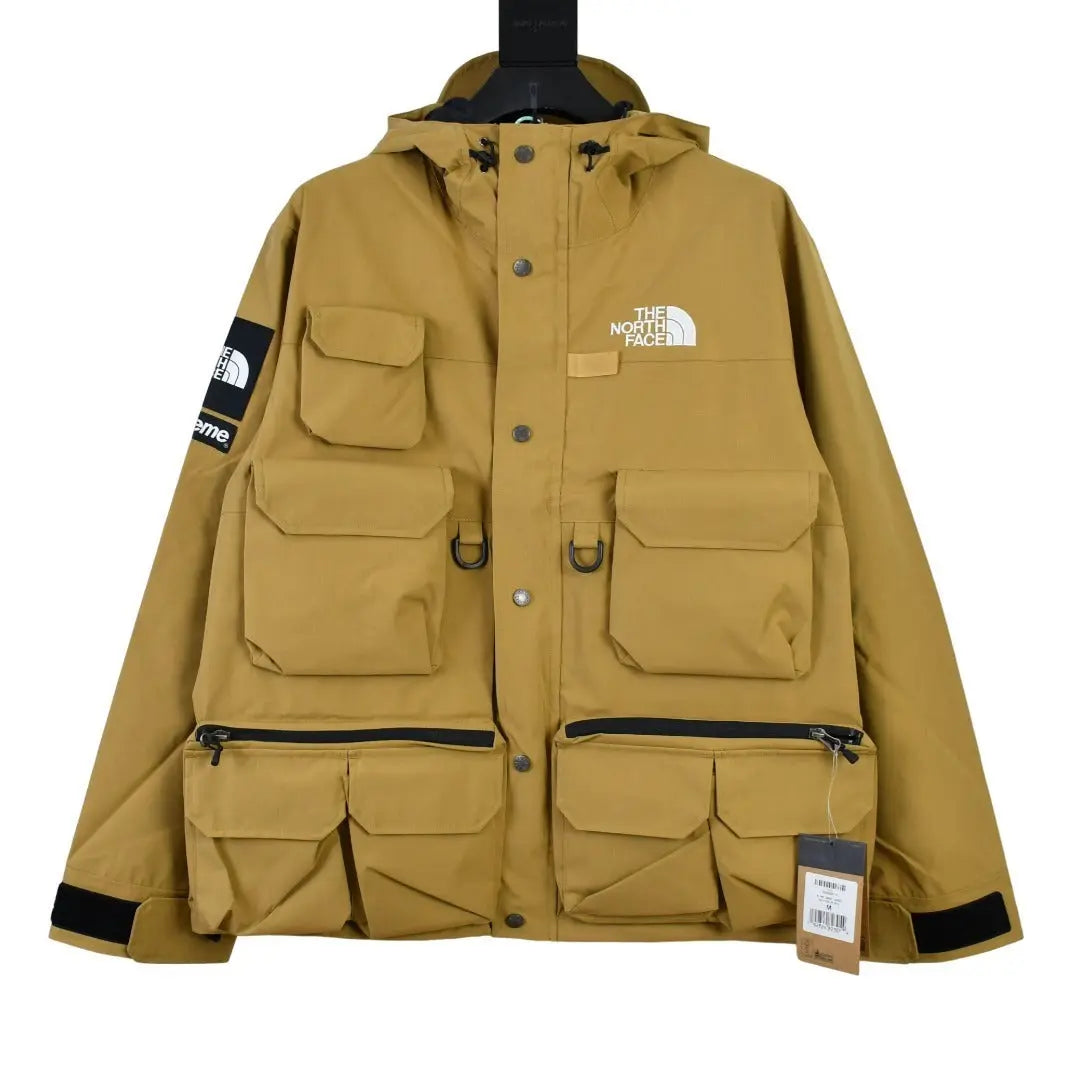 Supreme x The North Face | Utility Pocket Jacket | Pink Camo & Black & Beige Supreme x North Face