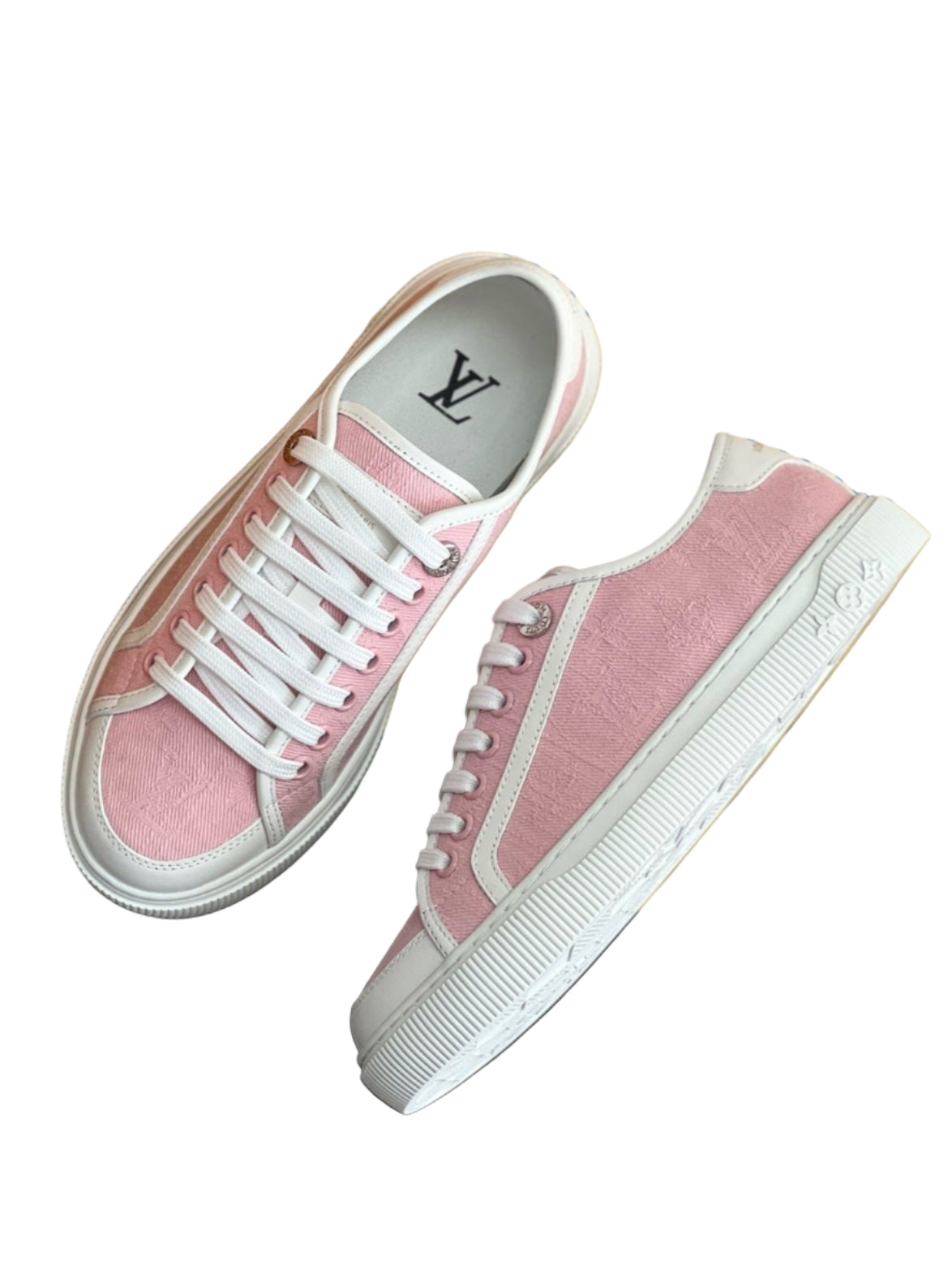 Louis Vuitton Lagoon Sneaker Blue front detail