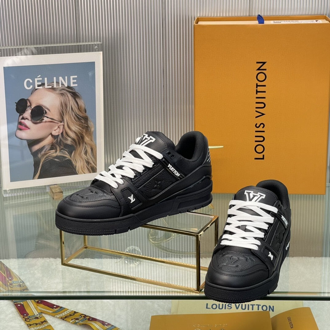 Louis Vuitton | LV Trainer Sneaker Black Monogram