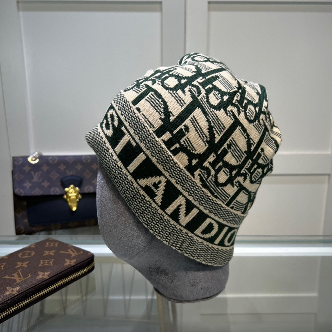 Dior | Oblique Knit Beanie | Black/White, Beige/Green, Beige/Navy