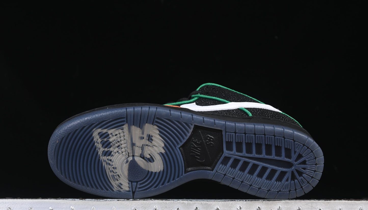 Nike SB Dunk Low | Bronx Girls Skate Black Multi-Color Stitch