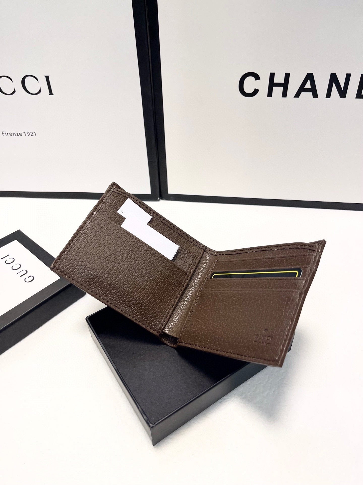 Gucci | GG Supreme Web Wallet | Brown Canvas with Stripe