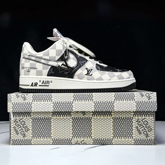 Louis Vuitton x Nike Air Force 1 | Royal Black