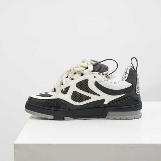 Louis Vuitton | Skate Sneaker Black & White Monogram Flower