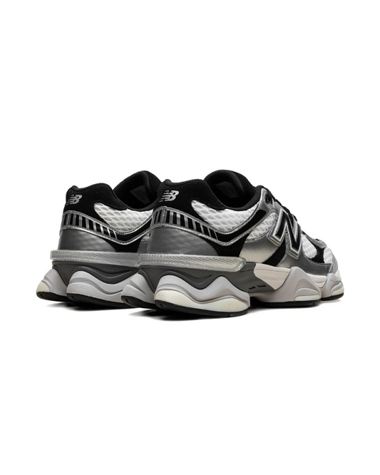 New Balance | Shoe Palace 9060 Sneakers  Silver Black