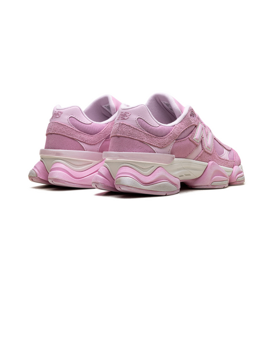 New Balance | 9060 ASOS Exclusive Pink Overdye