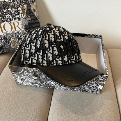 Dior | Oblique Monogram Baseball Cap | Black / White