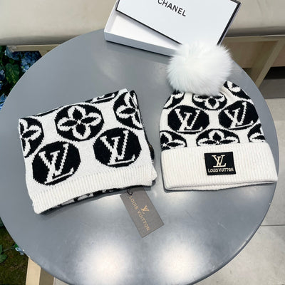 Louis Vuitton | Monogram Knit Beanie & Scarf Set | Black / White (Pom Beanie)
