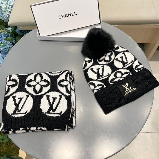 Louis Vuitton | Monogram Knit Beanie & Scarf Set | Black / White (Pom Beanie)