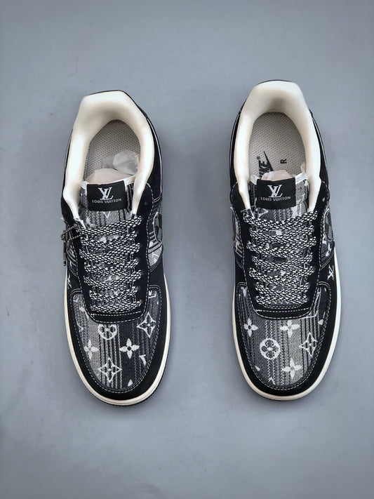 Custom Louis Vuitton x Nike Air Force 1 | Black Monogram
