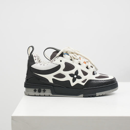 Louis Vuitton | Skate Sneaker Black & White Monogram Flower