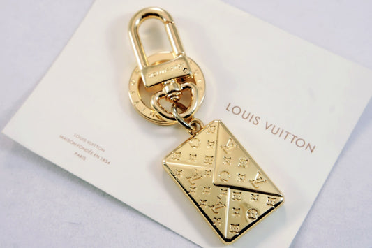 Louis Vuitton | Love Note Envelope Bag Charm Key Holder Gold