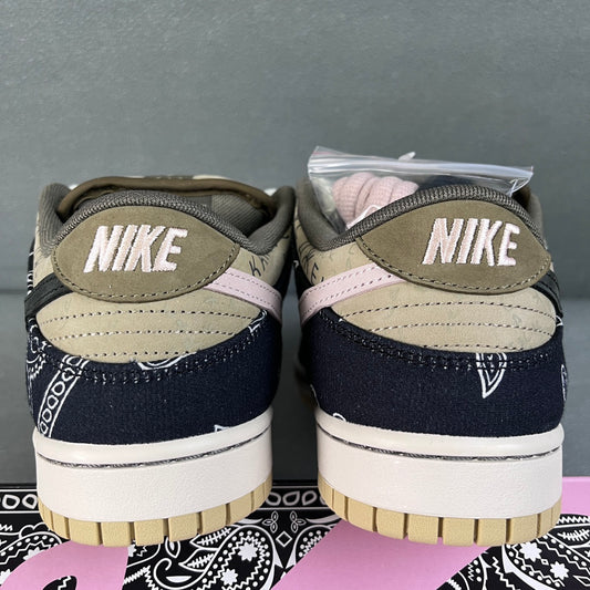 Nike SB Dunk Low | Travis Scott