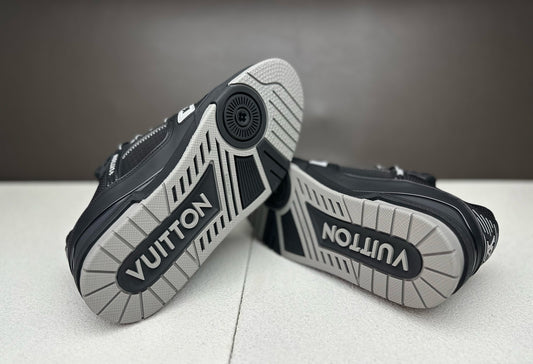 Louis Vuitton | LV Trainer Sneakers | Black Edition