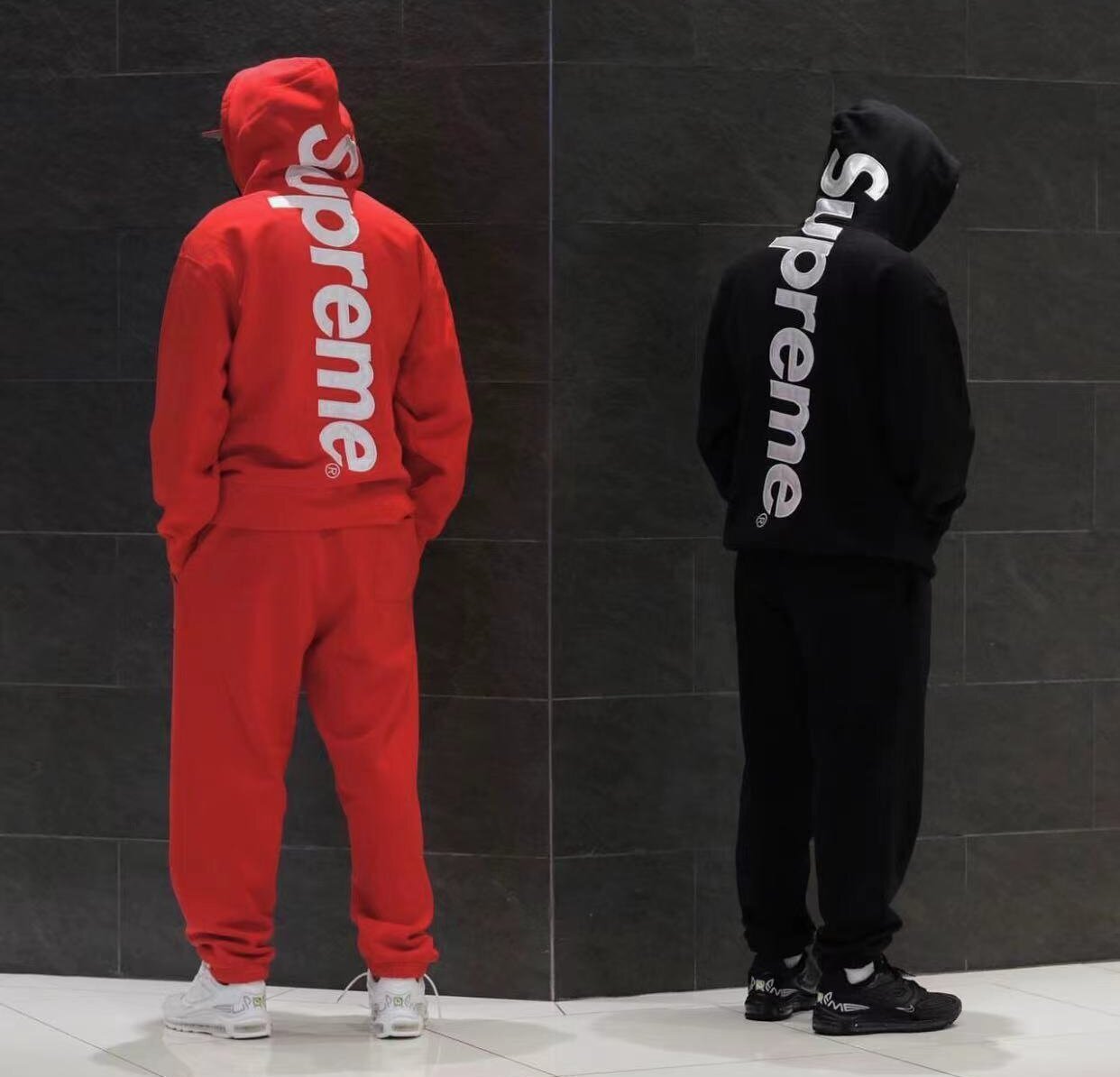 Supreme | Vertical Logo Sweatpants - Multiple Color Choies- QUICK SHIP
