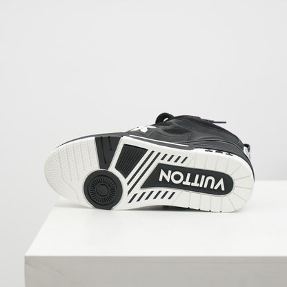 Louis Vuitton | Skate Sneaker Black Monogram Flower