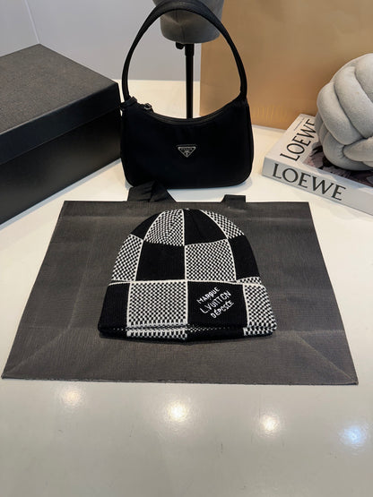 Louis Vuitton | Damier Knit Beanie & Scarf Set | Black & Grey