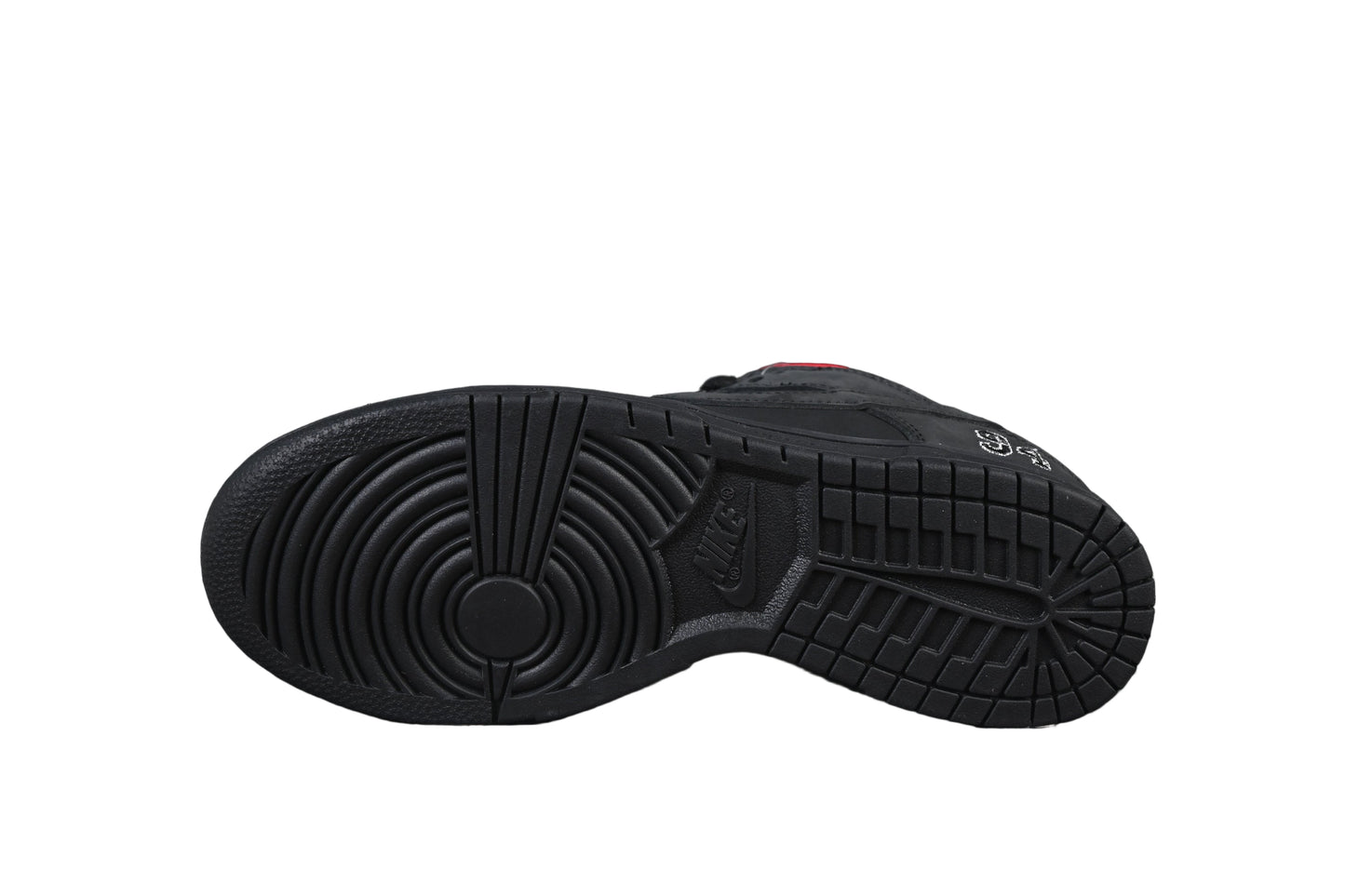 Nike x Supreme | SB Dunk Low “Black with Red Collar, 94 Heel”
